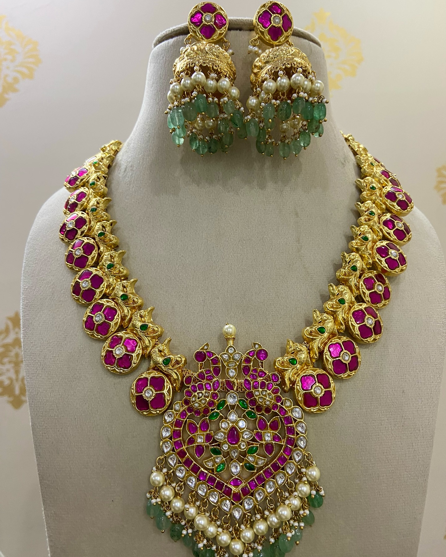 Gold Jewellery Collection