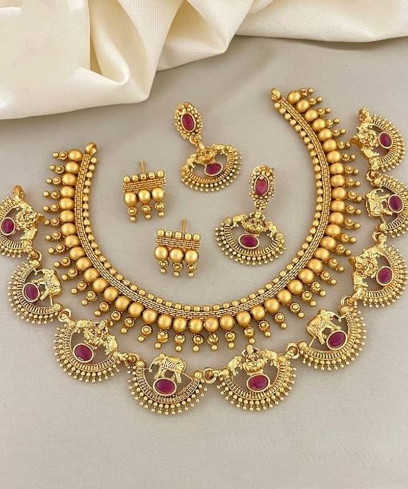 Gold Necklace Design